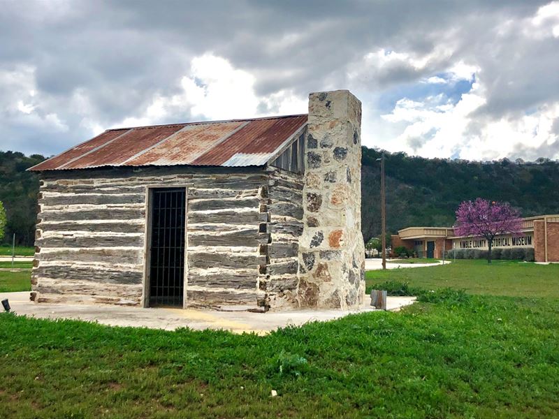 Log Cabin